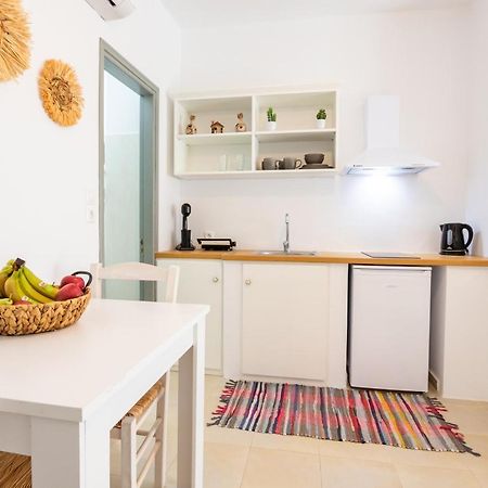 Anemos Guest Apts Karpathos Town  Exterior photo