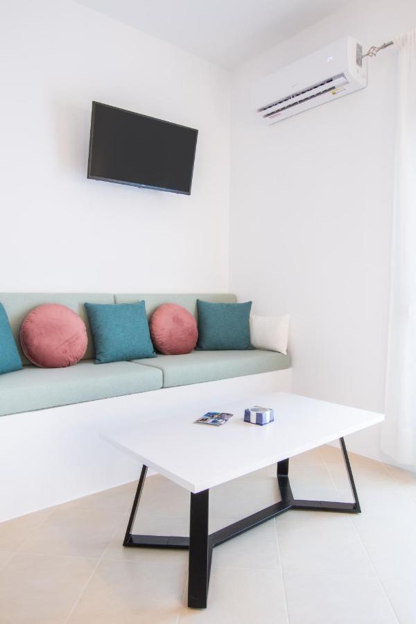 Anemos Guest Apts Karpathos Town  Exterior photo