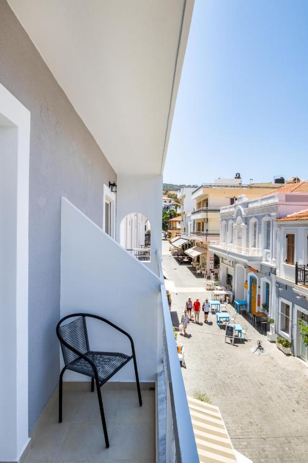 Anemos Guest Apts Karpathos Town  Exterior photo