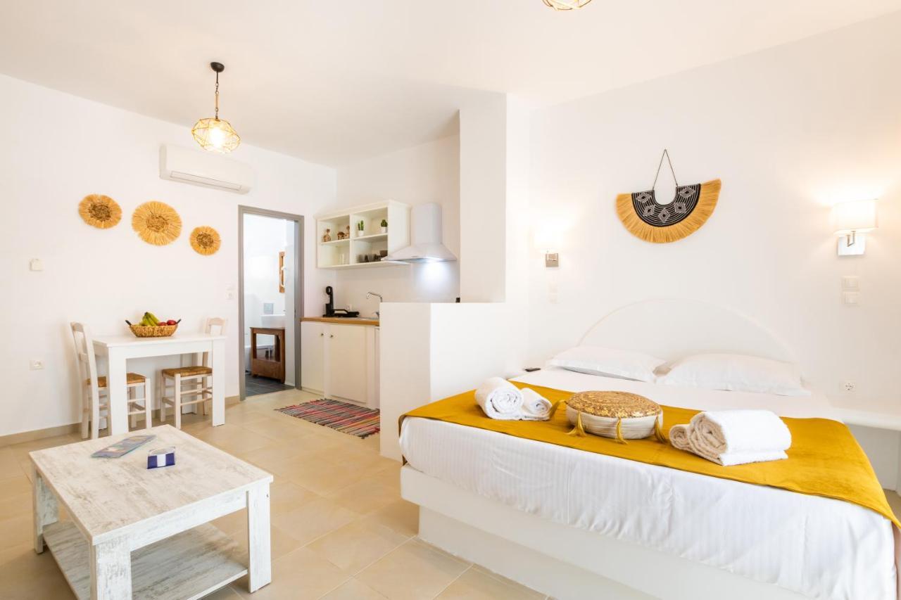Anemos Guest Apts Karpathos Town  Exterior photo